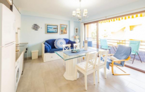 Гостиница Cubo's Apartamento Perla del Sol Rosa  Торремолинос